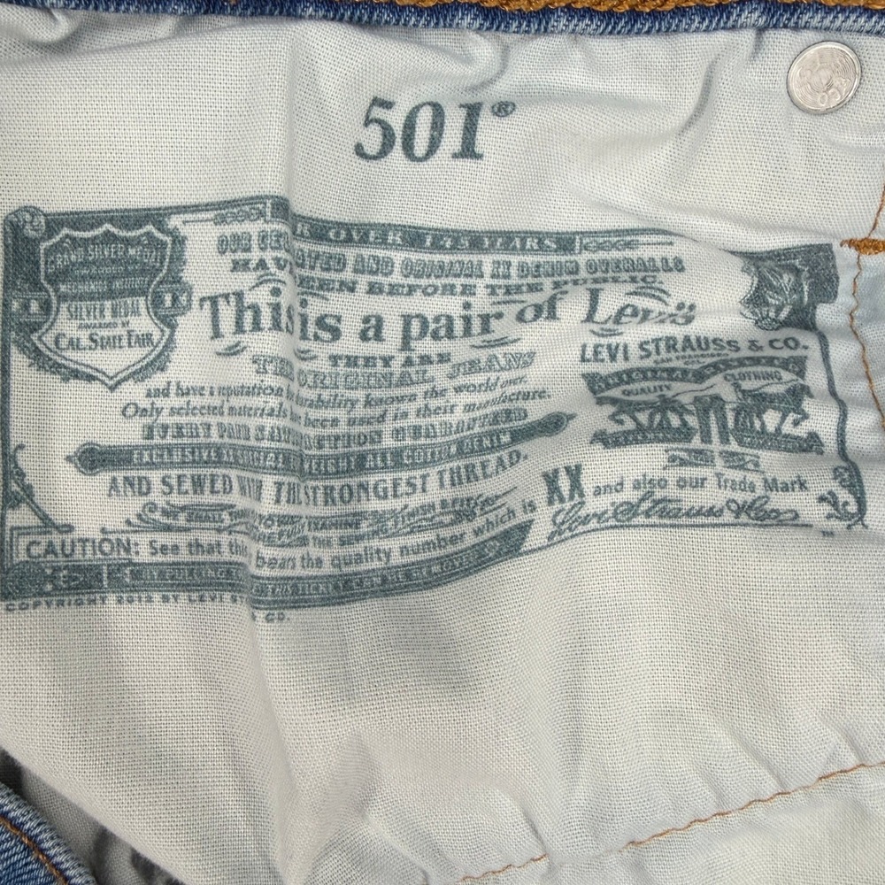 Levi's 501 Cutoff Denim Shorts W31 Blue‎ Distressed Raw Hem - Picture 4 of 10